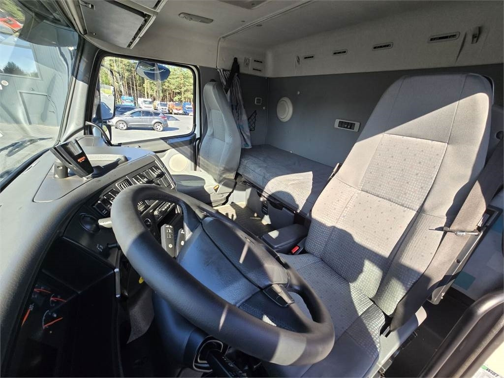 Camion hydrocureur Volvo Disab Centurion vacuum suction loader: photos 28