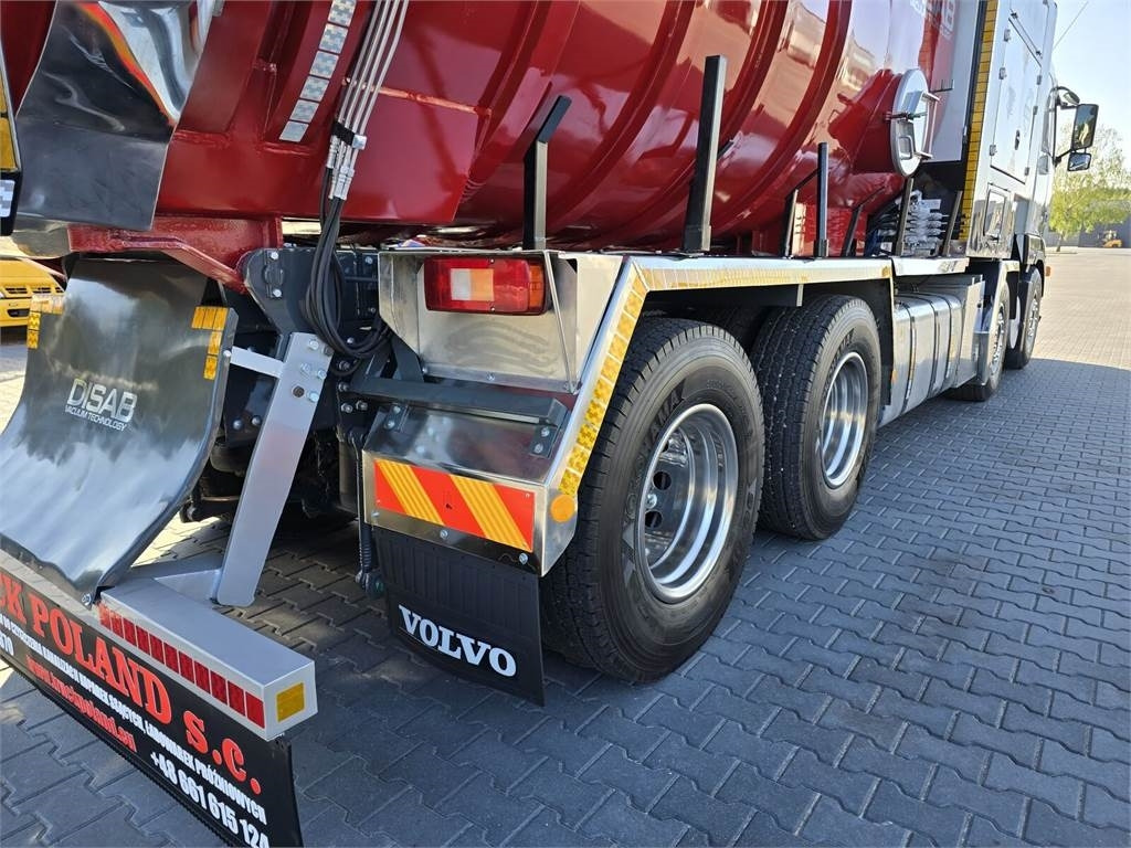 Camion hydrocureur Volvo Disab Centurion vacuum suction loader: photos 15