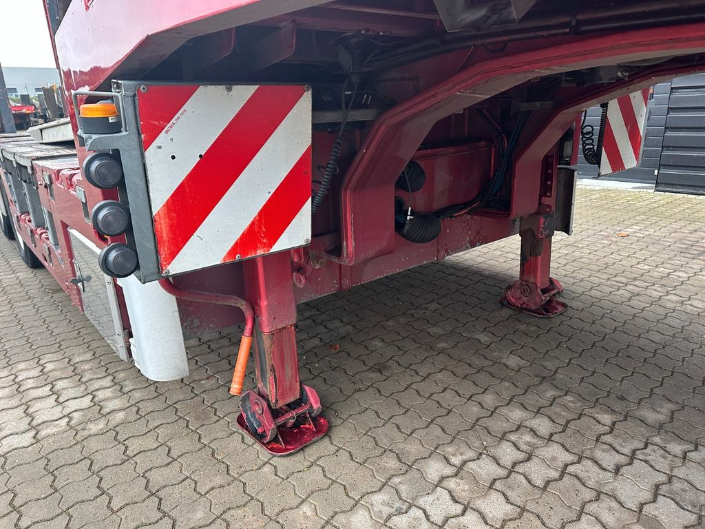 Emtech AMT 4 achs tieflader / radmulden / zwangslenkung Emtech AMT 4 achs tieflader / radmulden / zwangslenkung - Semi-remorque surbaissé: photos 3 Emtech AMT 4 achs tieflader / radmulden / zwangslenkung Emtech AMT 4 achs tieflader / radmulden / zwangslenkung - Semi-remorque surbaissé: photos 3