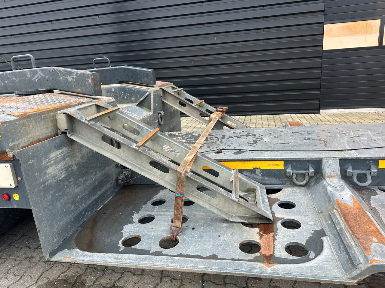 Faymonville 2 achs tiefbett / ausziehbar / Forstmaschinen - Semi-remorque surbaissé: photos 5 Faymonville 2 achs tiefbett / ausziehbar / Forstmaschinen - Semi-remorque surbaissé: photos 5