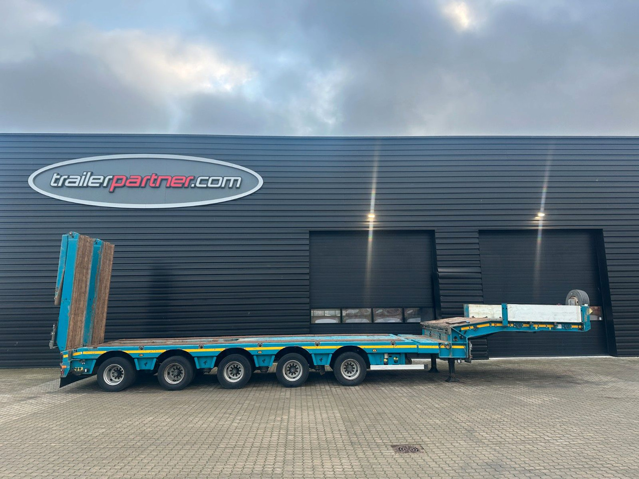 Faymonville 5 achs tieflader / Hydr. Verbreiterung HAUM-V - Semi-remorque surbaissé: photos 1 Faymonville 5 achs tieflader / Hydr. Verbreiterung HAUM-V - Semi-remorque surbaissé: photos 1