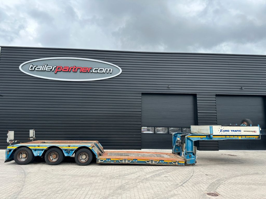 Faymonville Tiefbett / ausziehbar Faymonville Tiefbett / ausziehbar - Semi-remorque surbaissé: photos 1 Faymonville Tiefbett / ausziehbar Faymonville Tiefbett / ausziehbar - Semi-remorque surbaissé: photos 1