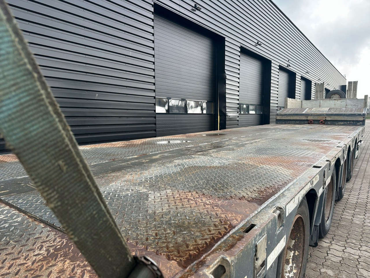 Nooteboom 4 achs Tieflader / Rampen / Ausziehbar - Semi-remorque surbaissé: photos 3 Nooteboom 4 achs Tieflader / Rampen / Ausziehbar - Semi-remorque surbaissé: photos 3