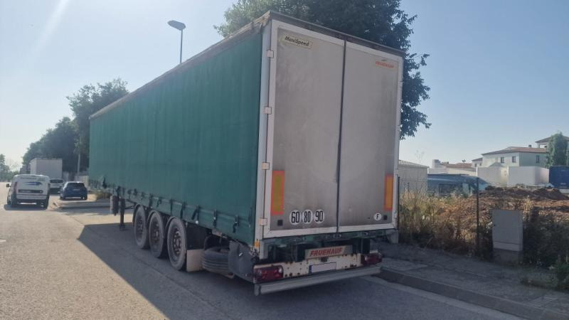 Fruehauf TX 34 CS - Semi-remorque rideaux coulissants: photos 2 Fruehauf TX 34 CS - Semi-remorque rideaux coulissants: photos 2