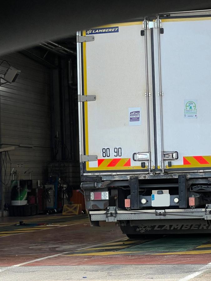 Renault D-Series WIDE - Camion frigorifique: photos 4 Renault D-Series WIDE - Camion frigorifique: photos 4