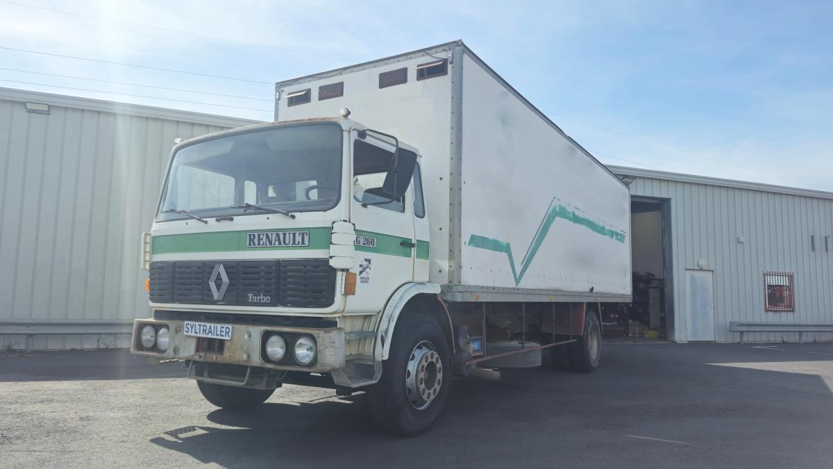 Renault Gamme G 260 - Camion fourgon: photos 5 Renault Gamme G 260 - Camion fourgon: photos 5