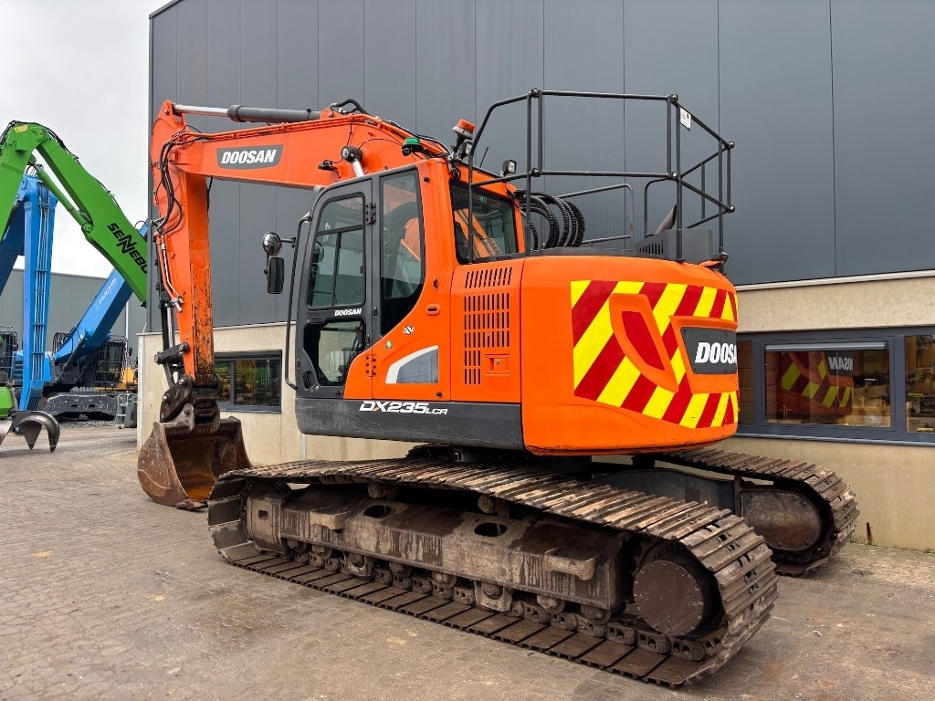 Doosan DX 235 LCR-5 - DX 235 - DX 225 - Pelle sur chenille: photos 3 Doosan DX 235 LCR-5 - DX 235 - DX 225 - Pelle sur chenille: photos 3