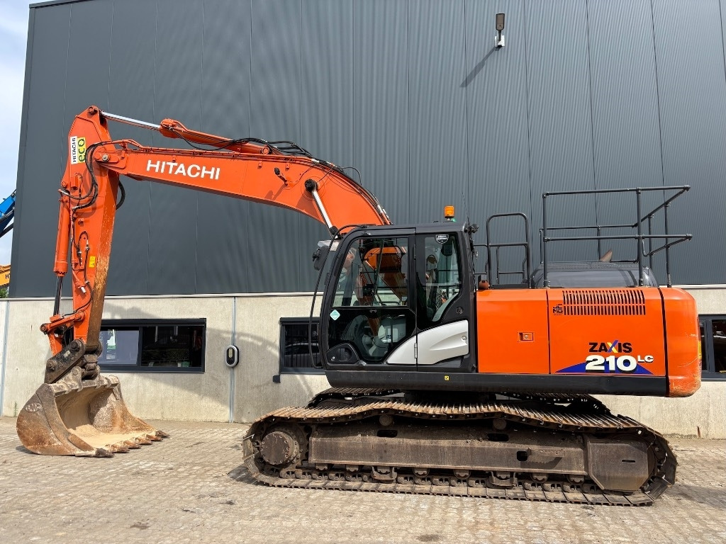 Hitachi ZX 210 LC-6 - ZX210 - Pelle sur chenille: photos 2 Hitachi ZX 210 LC-6 - ZX210 - Pelle sur chenille: photos 2