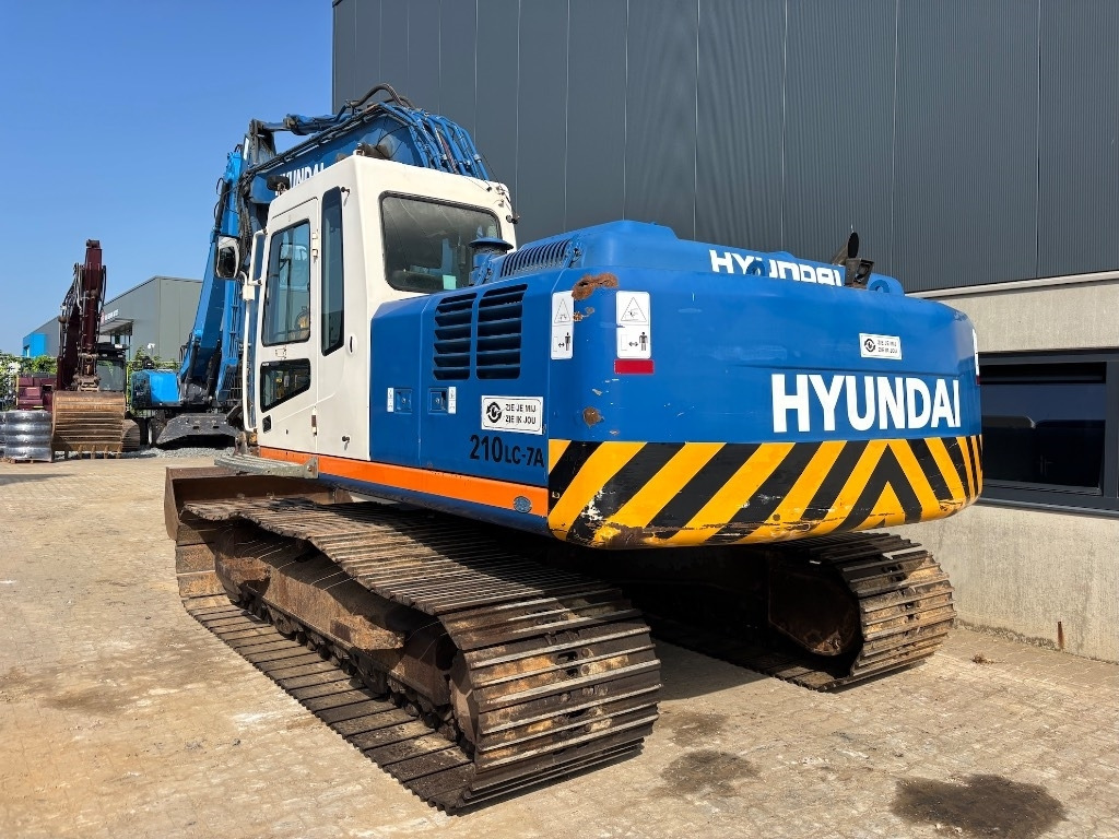 Hyundai Robex 210 LC-7 A - 210 - Pelle sur chenille: photos 3 Hyundai Robex 210 LC-7 A - 210 - Pelle sur chenille: photos 3