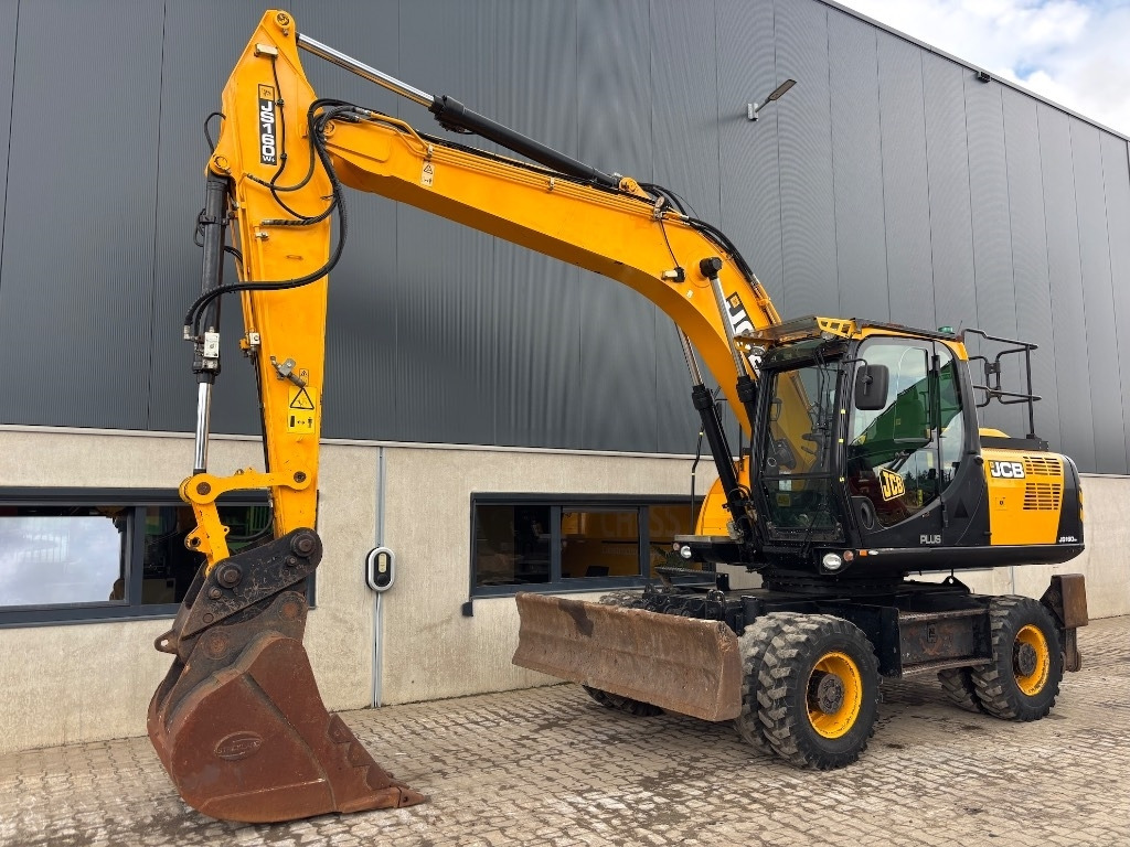 JCB JS 160 W - JS160W - JS 175 W - JS 145 W - Pelle sur pneus: photos 1 JCB JS 160 W - JS160W - JS 175 W - JS 145 W - Pelle sur pneus: photos 1