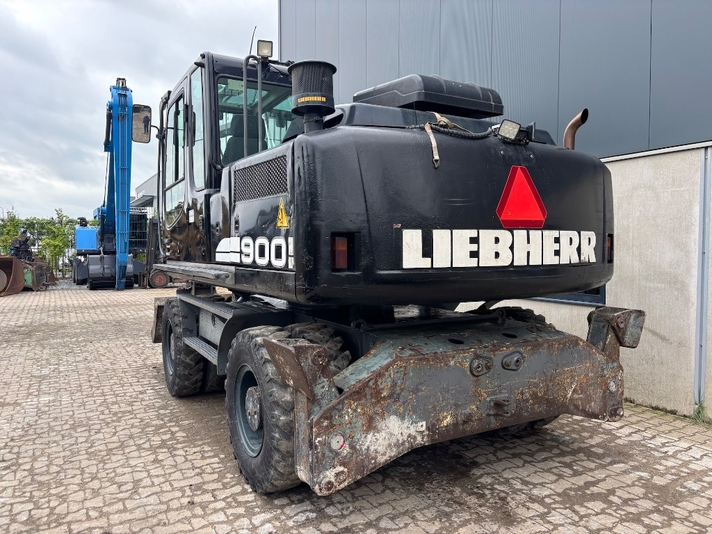 Liebherr A 900 C - A900 - A 904 C - Pelle sur pneus: photos 4 Liebherr A 900 C - A900 - A 904 C - Pelle sur pneus: photos 4