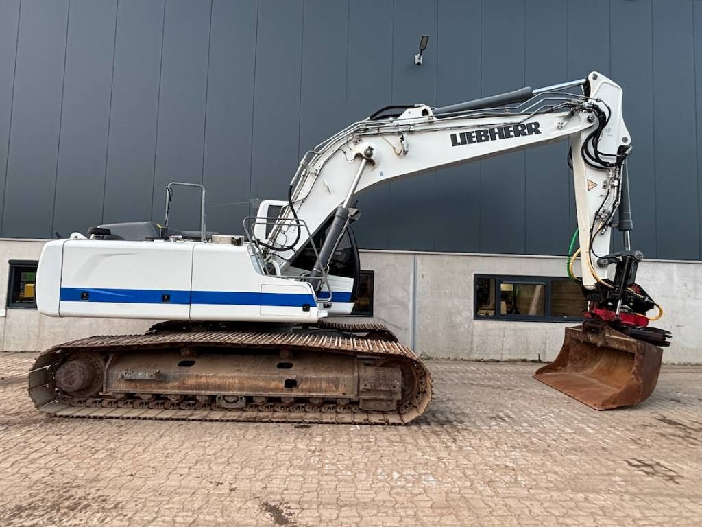 Liebherr R 924 - R924 - R924LC - 922 - 920 - 926 - Pelle de manutention: photos 5 Liebherr R 924 - R924 - R924LC - 922 - 920 - 926 - Pelle de manutention: photos 5