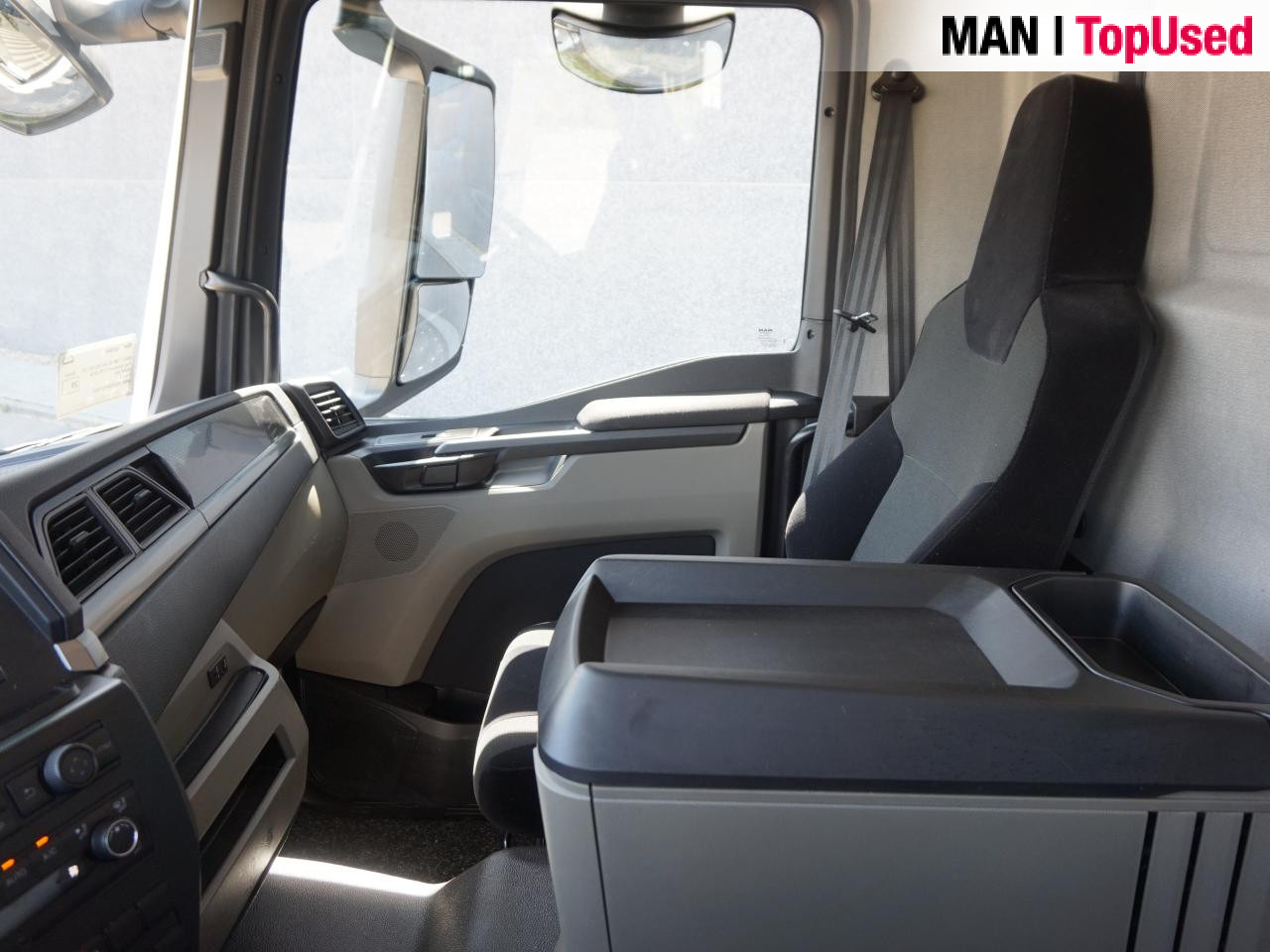 MAN TGM 18.320 4x2 BL CH - Camion plateau: photos 3 MAN TGM 18.320 4x2 BL CH - Camion plateau: photos 3