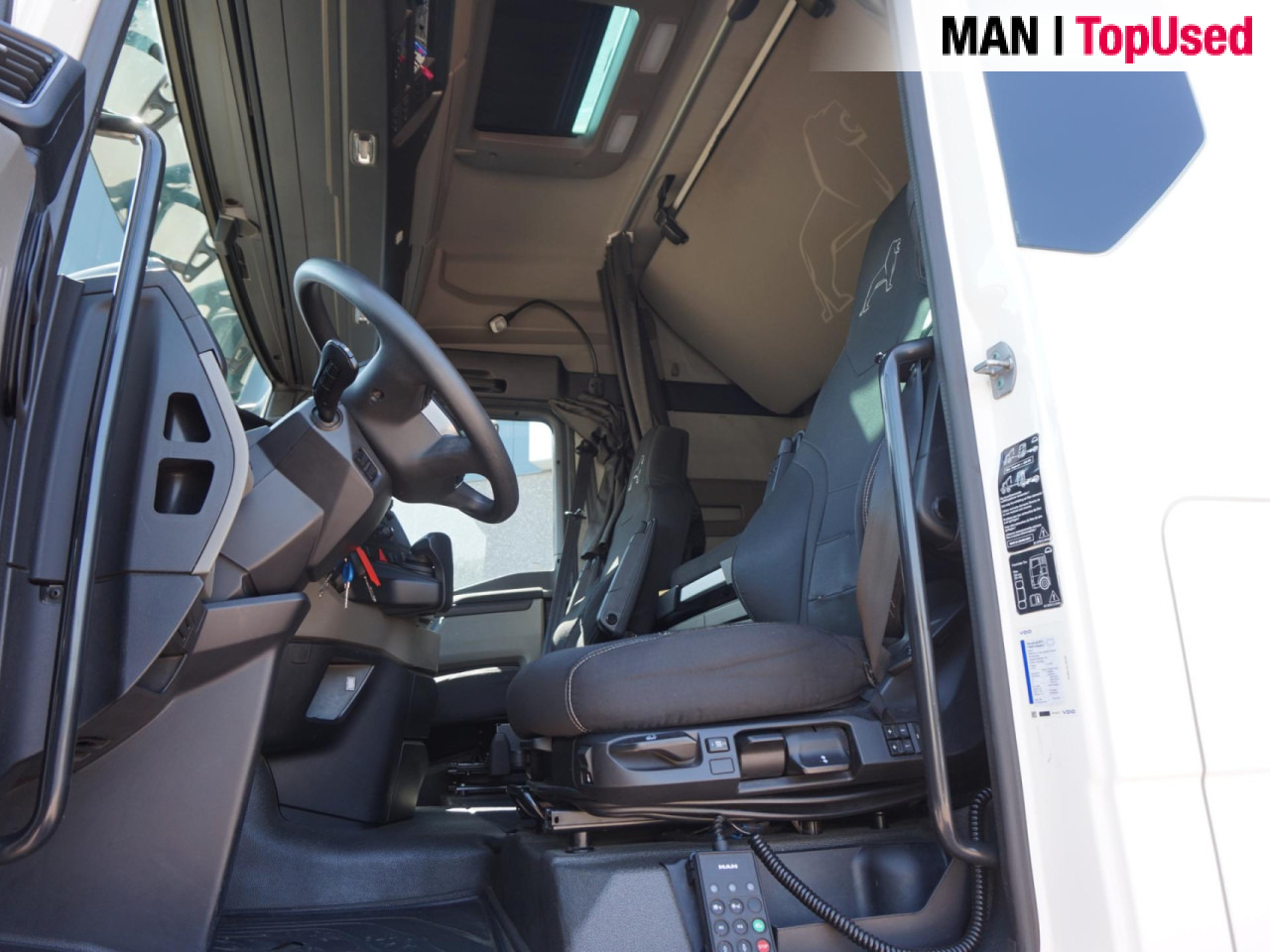 MAN TGX 26.470 6x2-4 LL CH Lift/Lenk/Retarder - Camion porte-conteneur/ Caisse mobile: photos 3 MAN TGX 26.470 6x2-4 LL CH Lift/Lenk/Retarder - Camion porte-conteneur/ Caisse mobile: photos 3