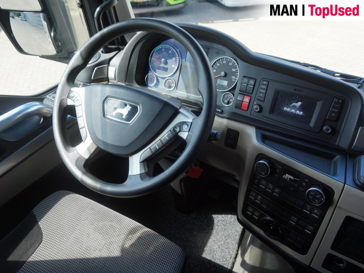 MAN TGX 18.470 4X2 BLS / XLX / 2 Tanks / EURO 6 - Tracteur routier: photos 5 MAN TGX 18.470 4X2 BLS / XLX / 2 Tanks / EURO 6 - Tracteur routier: photos 5