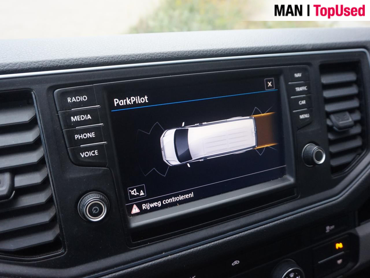 VOLKSWAGEN Crafter 35 TDI 4MOTION - Fourgon utilitaire: photos 5 VOLKSWAGEN Crafter 35 TDI 4MOTION - Fourgon utilitaire: photos 5