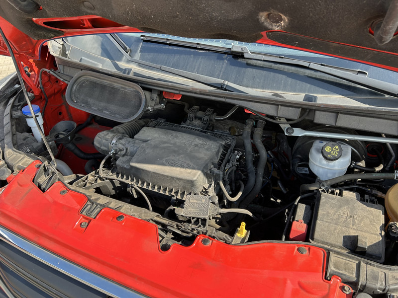 Fourgon utilitaire Ford Transit 2.0 TDCI Trend / 153 dkm / L3 H2 / APK TUV 04-26: photos 10