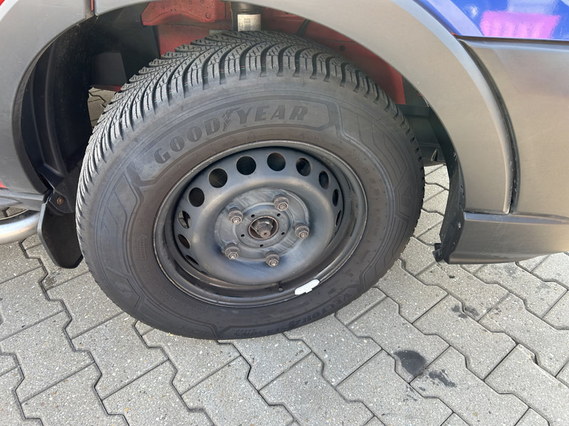 Fourgon utilitaire Ford Transit 2.0 TDCI Trend / 153 dkm / L3 H2 / APK TUV 04-26: photos 12