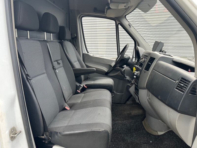 Mercedes-Benz Sprinter 316 / CNG / 1.8 NGT GAS Powered / 146 dkm L3 H2 / NL Van - Fourgon utilitaire: photos 4 Mercedes-Benz Sprinter 316 / CNG / 1.8 NGT GAS Powered / 146 dkm L3 H2 / NL Van - Fourgon utilitaire: photos 4