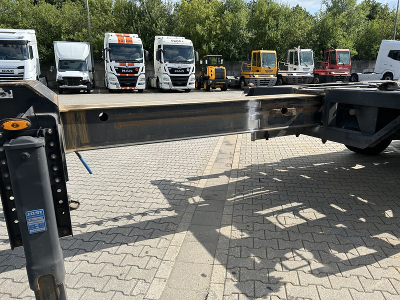 Renders Euro 800 / Container Chassis / 20 - 30 - 40 - 45 ft / SAF / APK TUV 11-25 - Semi-remorque porte-conteneur/ Caisse mobile: photos 4 Renders Euro 800 / Container Chassis / 20 - 30 - 40 - 45 ft / SAF / APK TUV 11-25 - Semi-remorque porte-conteneur/ Caisse mobile: photos 4