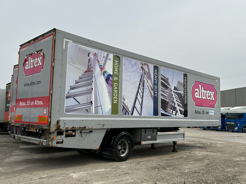 Renders ROC 12.10 City / Box / Loadlift 2000 kg / NL Trailer - Semi-remorque fourgon: photos 2 Renders ROC 12.10 City / Box / Loadlift 2000 kg / NL Trailer - Semi-remorque fourgon: photos 2