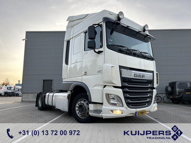 DAF XF 440 FT SC / Smart Tacho V2 / 2 Tanks / Stand Klima / APK TUV 05-26 - Tracteur routier: photos 1 DAF XF 440 FT SC / Smart Tacho V2 / 2 Tanks / Stand Klima / APK TUV 05-26 - Tracteur routier: photos 1