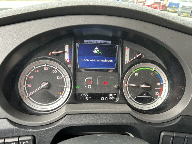 DAF XF 440 FT SC / Smart Tacho V2 / 2 Tanks / Stand Klima - Tracteur routier: photos 4 DAF XF 440 FT SC / Smart Tacho V2 / 2 Tanks / Stand Klima - Tracteur routier: photos 4