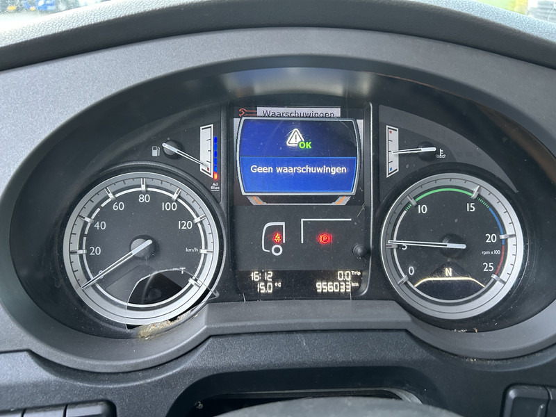 DAF XF 440 FT SC / Smart Tacho V2 / 2 Tanks / Stand Klima - Tracteur routier: photos 4 DAF XF 440 FT SC / Smart Tacho V2 / 2 Tanks / Stand Klima - Tracteur routier: photos 4