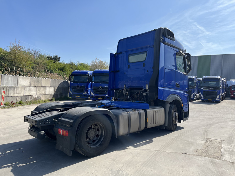 Mercedes-Benz Actros 1842 Streamspace / 897 dkm / 2 Tanks / NL Truck - Tracteur routier: photos 2 Mercedes-Benz Actros 1842 Streamspace / 897 dkm / 2 Tanks / NL Truck - Tracteur routier: photos 2