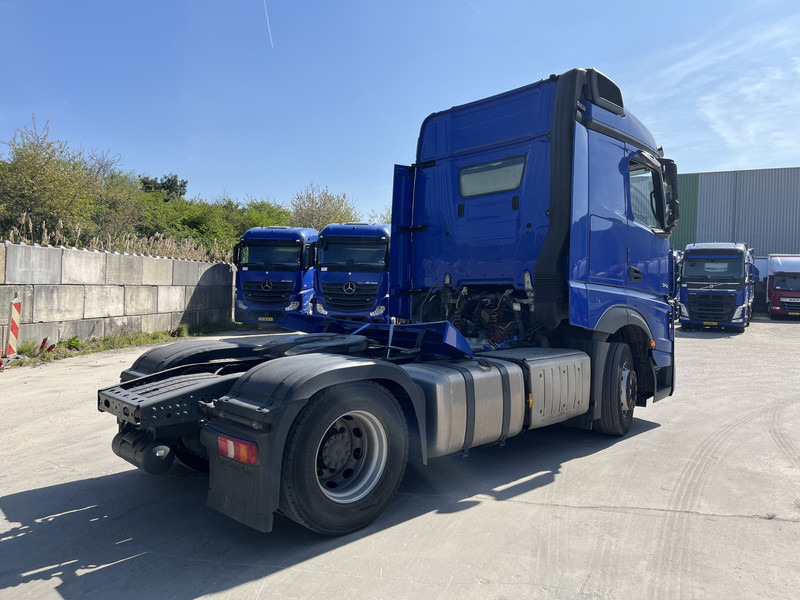 Mercedes-Benz Actros 1842 Streamspace / 904 dkm / 2 Tanks / NL Truck - Tracteur routier: photos 2 Mercedes-Benz Actros 1842 Streamspace / 904 dkm / 2 Tanks / NL Truck - Tracteur routier: photos 2