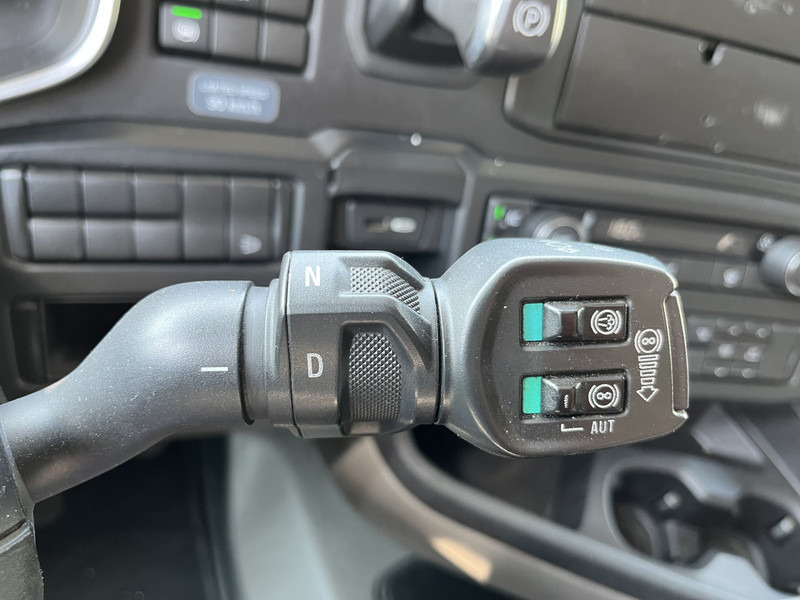 Scania R 410 Highline / Retarder / New Tacho / 2 Tanks / Stand Airco / APK 04-26 - Tracteur routier: photos 5 Scania R 410 Highline / Retarder / New Tacho / 2 Tanks / Stand Airco / APK 04-26 - Tracteur routier: photos 5