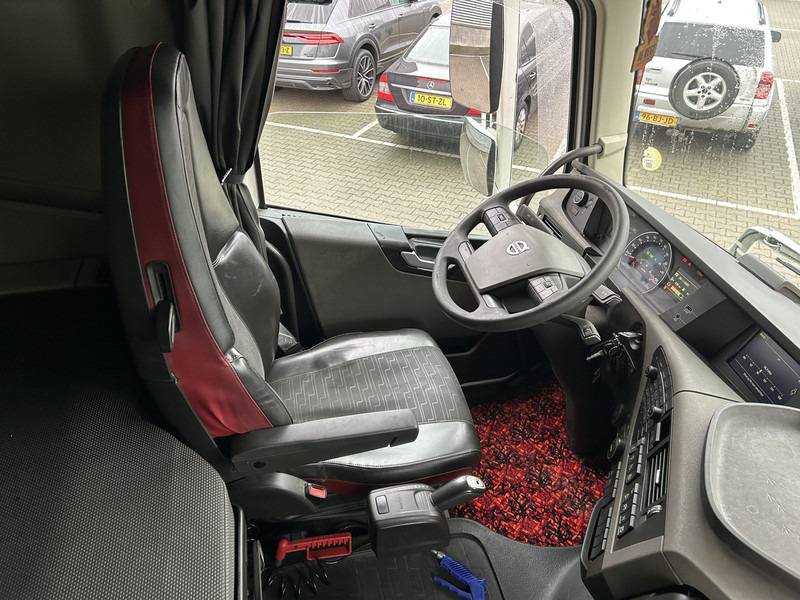 Volvo FH 500 Globetrotter / 597 dkm / Euro 6D / VEB+ / 2 Tanks - Tracteur routier: photos 3 Volvo FH 500 Globetrotter / 597 dkm / Euro 6D / VEB+ / 2 Tanks - Tracteur routier: photos 3