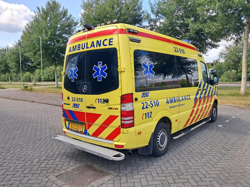 Mercedes-Benz Sprinter Sprinter - Ambulance: photos 5 Mercedes-Benz Sprinter Sprinter - Ambulance: photos 5