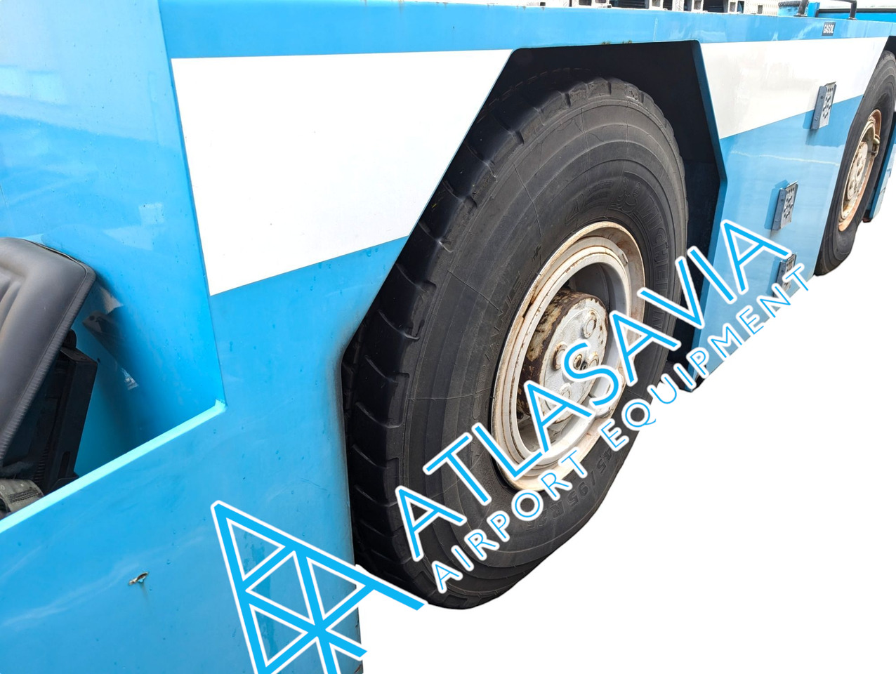 Schopf F 396 - Équipement aéroportuaire: photos 2 Schopf F 396 - Équipement aéroportuaire: photos 2