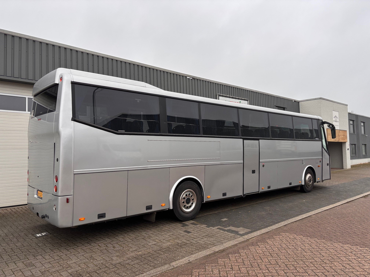 VDL Bova Futura FHD 127.365 (2x Available!!!) - Autocar: photos 5 VDL Bova Futura FHD 127.365 (2x Available!!!) - Autocar: photos 5