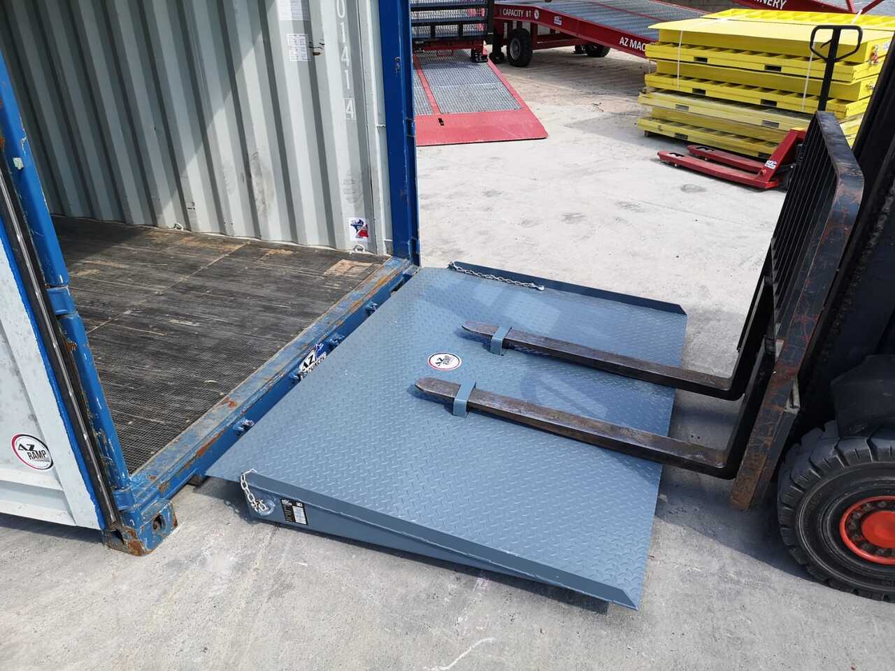 AZ RAMP HCNN08 - Rampe de chargement: photos 3 AZ RAMP HCNN08 - Rampe de chargement: photos 3