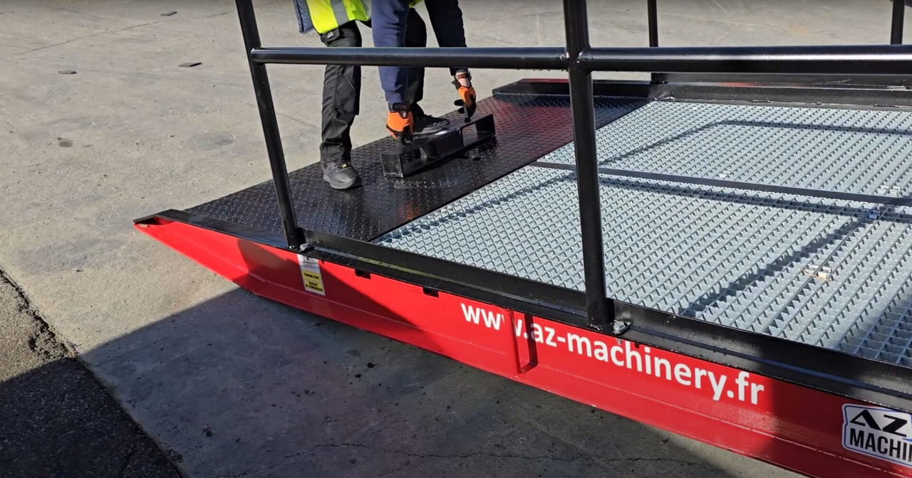 AZ RAMP-PRIME XS-6 . Industrial Mobil Loading Ramp - Rampe de chargement: photos 5 AZ RAMP-PRIME XS-6 . Industrial Mobil Loading Ramp - Rampe de chargement: photos 5