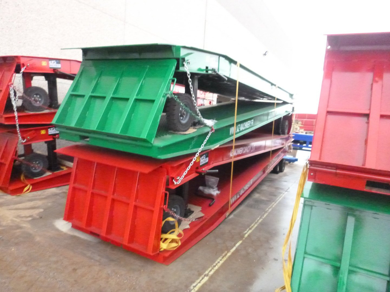 **RENTAL** Large Mobile dock ramp, uncouplable AZ RAMP - KING VERSION, BIG FOOT LLO 20 T - Rampe de chargement: photos 5 **RENTAL** Large Mobile dock ramp, uncouplable AZ RAMP - KING VERSION, BIG FOOT LLO 20 T - Rampe de chargement: photos 5