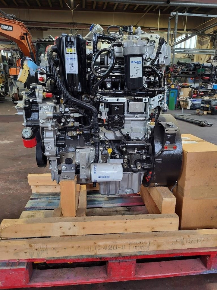Perkins 1204E-E44TA  - Moteur pour Camion: photos 1 Perkins 1204E-E44TA  - Moteur pour Camion: photos 1