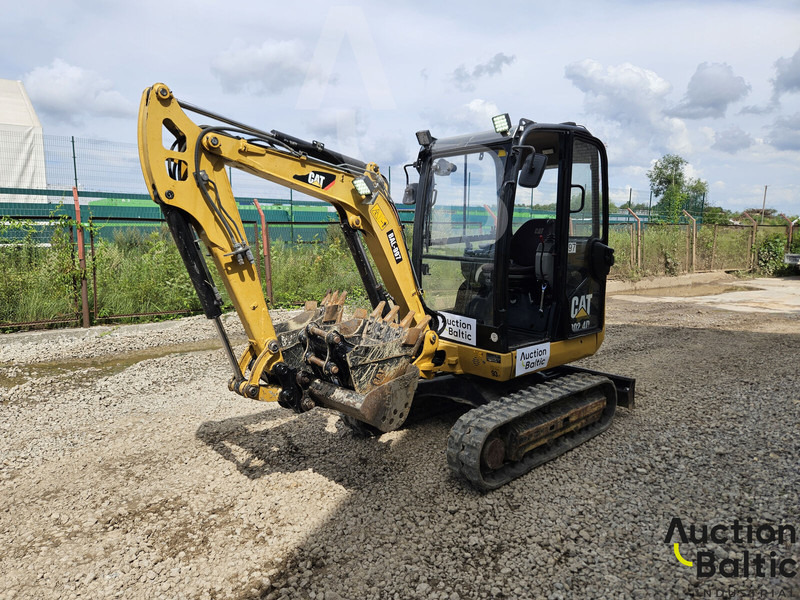 Caterpillar 302.4 D - Mini pelle: photos 1 Caterpillar 302.4 D - Mini pelle: photos 1