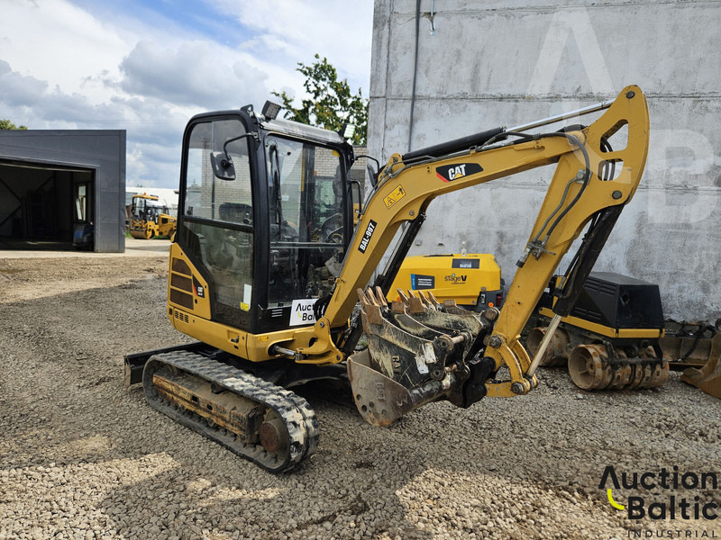 Caterpillar 302.4 D - Mini pelle: photos 2 Caterpillar 302.4 D - Mini pelle: photos 2