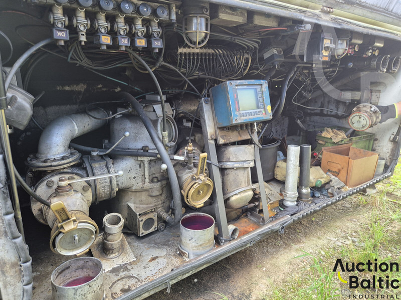 Semi-remorque citerne pour transport de carburant ELLINGHAUS: photos 12