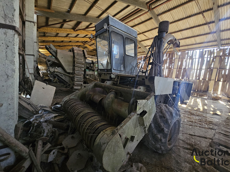 Fortschritt E281C - Ensileuse: photos 3 Fortschritt E281C - Ensileuse: photos 3