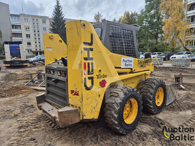 Gehl 5635 DXT 2 - Mini chargeuse: photos 3 Gehl 5635 DXT 2 - Mini chargeuse: photos 3