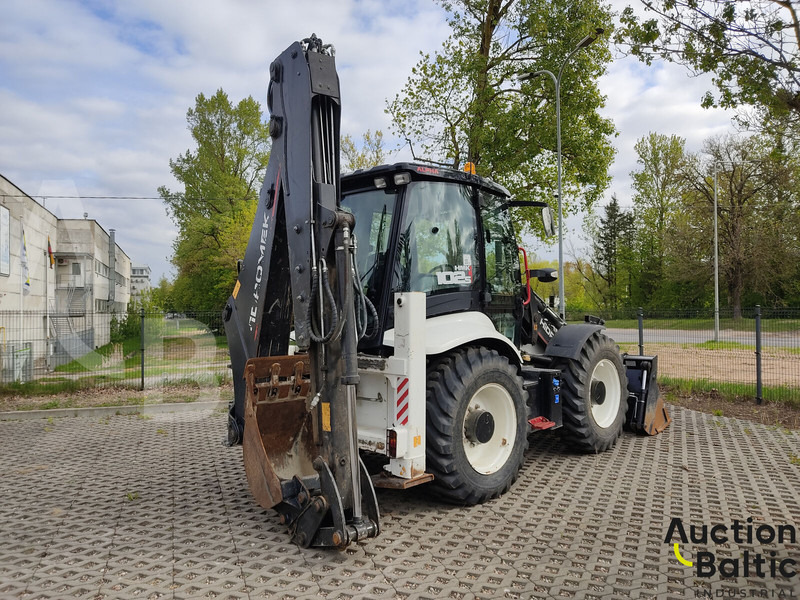 Hidromek HMK 102 S - Tractopelle: photos 4 Hidromek HMK 102 S - Tractopelle: photos 4