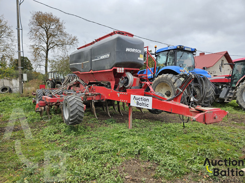 Horsch Focus 4 TD - Combiné de semis: photos 2 Horsch Focus 4 TD - Combiné de semis: photos 2