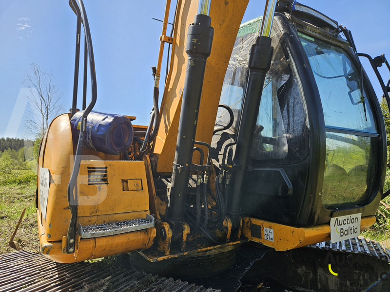 JCB JS 130 LC - Pelle sur chenille: photos 5 JCB JS 130 LC - Pelle sur chenille: photos 5