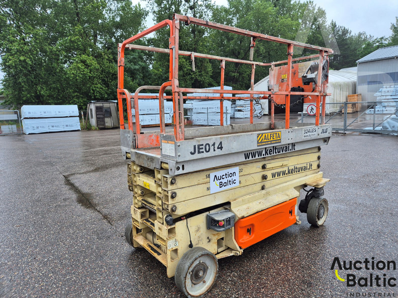 JLG 3246 ES - Nacelle ciseaux: photos 4 JLG 3246 ES - Nacelle ciseaux: photos 4