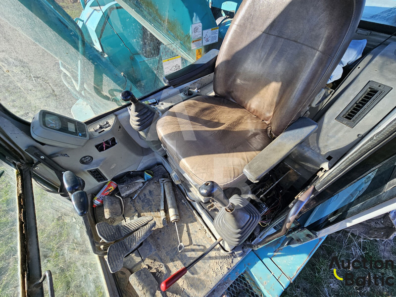 Kobelco SK 235 SR - Pelle sur chenille: photos 5 Kobelco SK 235 SR - Pelle sur chenille: photos 5
