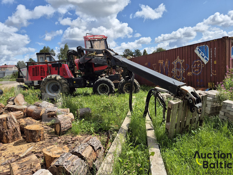 Komatsu 931.1 - Matériel de récolte: photos 1 Komatsu 931.1 - Matériel de récolte: photos 1